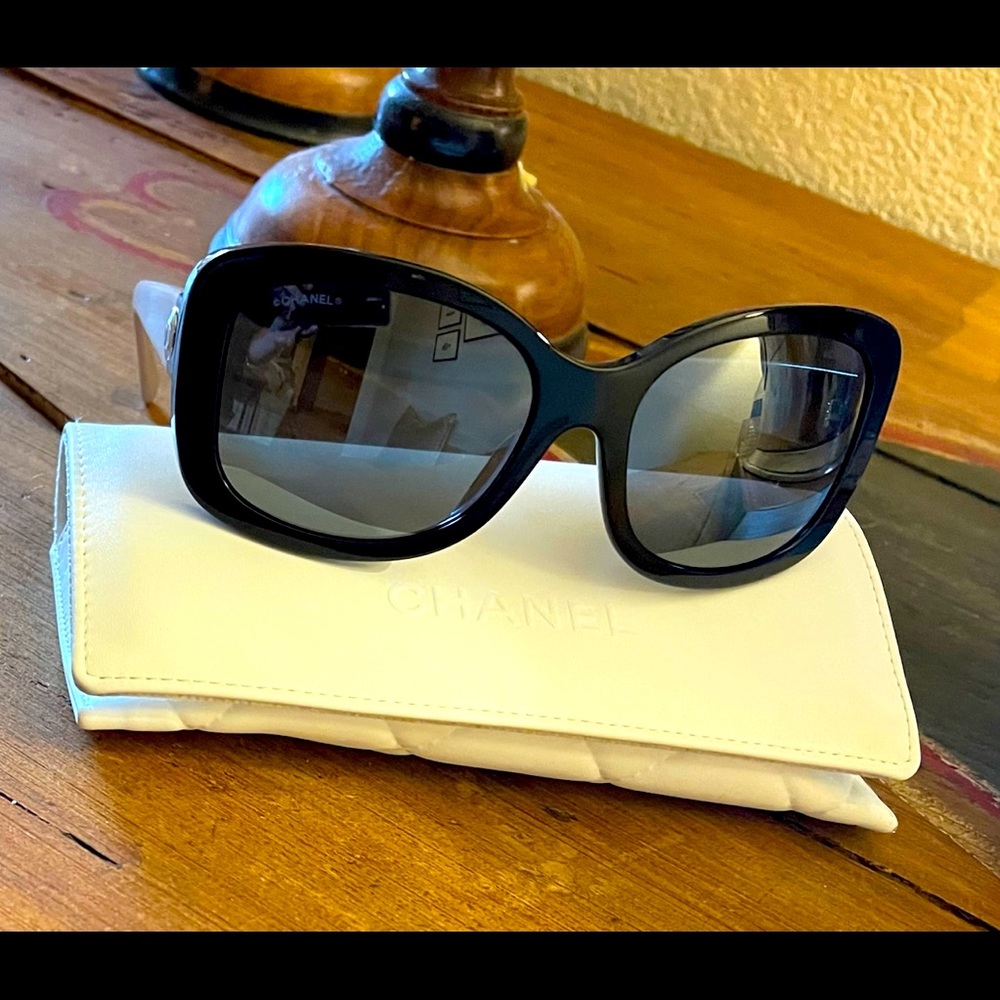 Chanel mirrored sunglasses